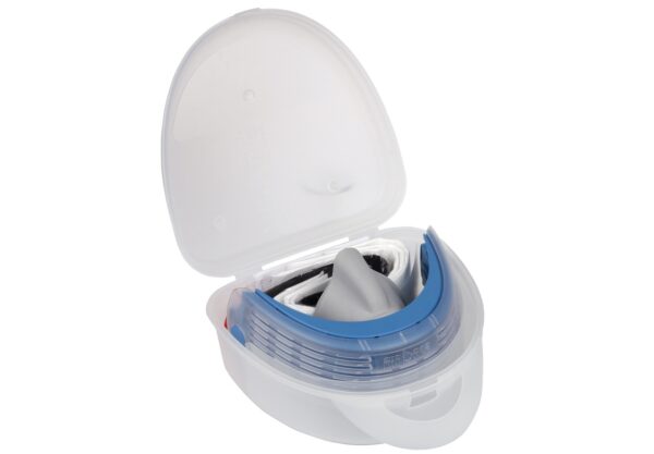 AirAce Atemschutzmaske in praktischer Aufbewahrungsbox